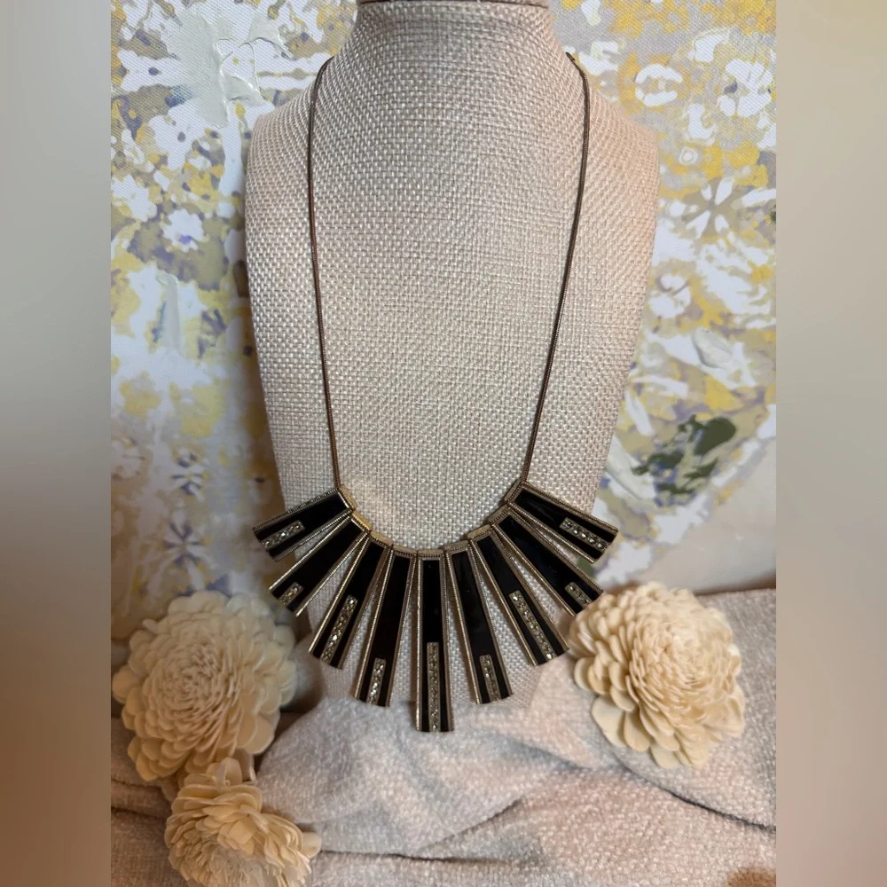 #678‎ “Golden Nights” 11pc Jewelry Bundle Set - Black and Gold Glam Night